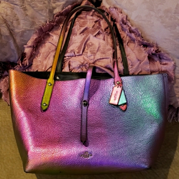 RaRE 🧜‍♀️NWT!!!🦄 COACH HOLOGRAM OILSLICK MARKET TOTE L/XL 36512 Unicorn - Picture 8 of 16